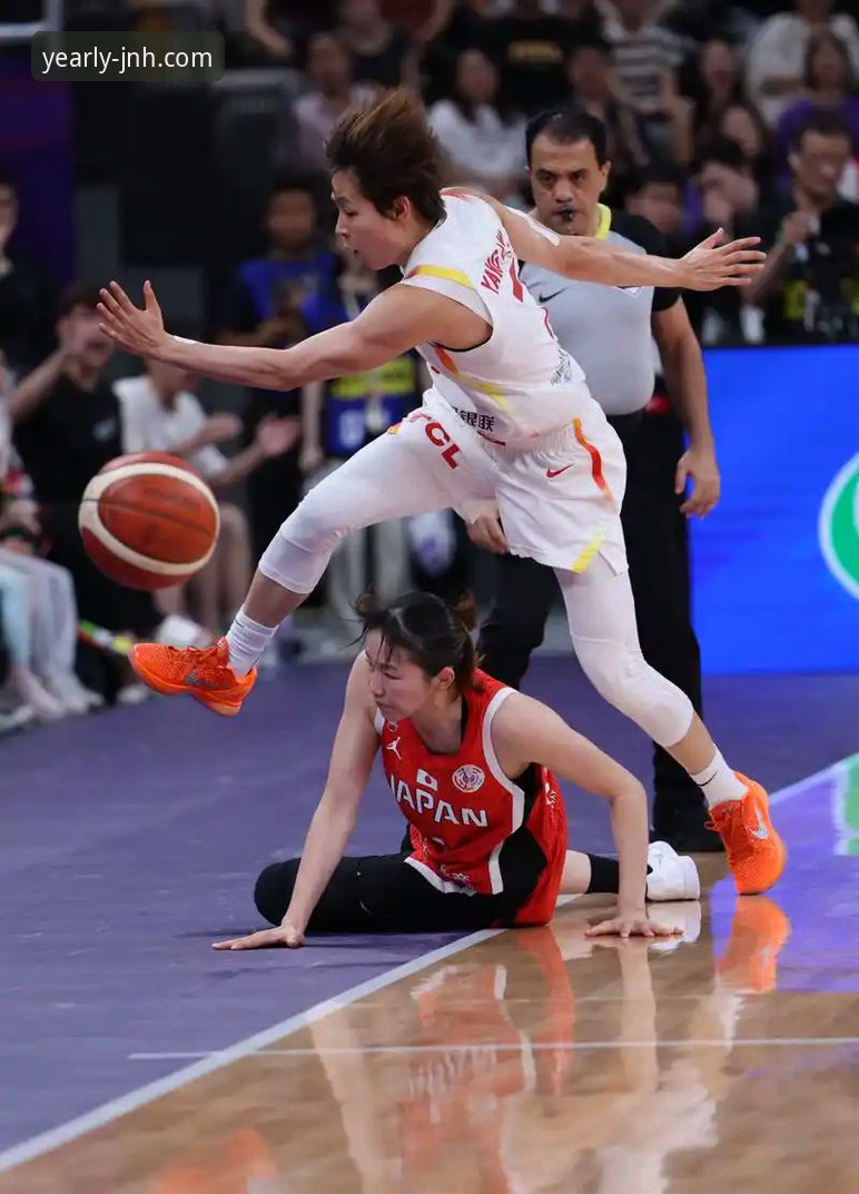 揭秘中国女篮战术变阵背后的流畅观赛体验